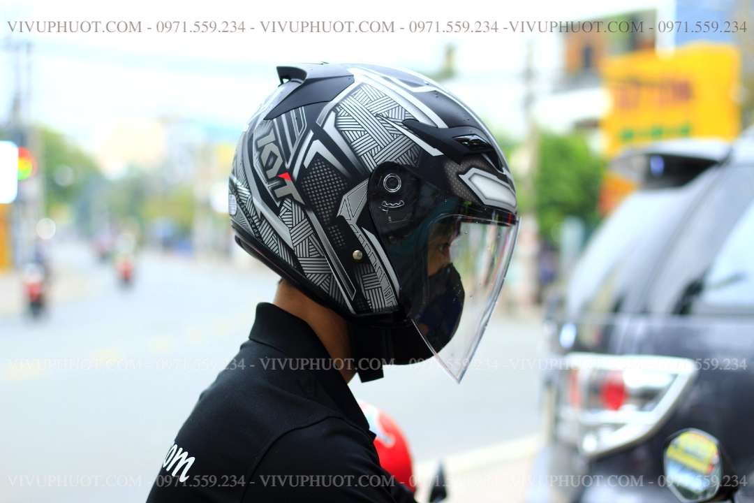 Mũ 3/4 KYT Venom Marvel Black Panther