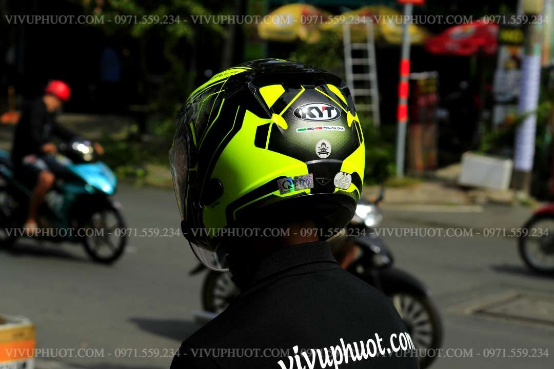 Mũ 3/4 KYT Venom Superfluo
