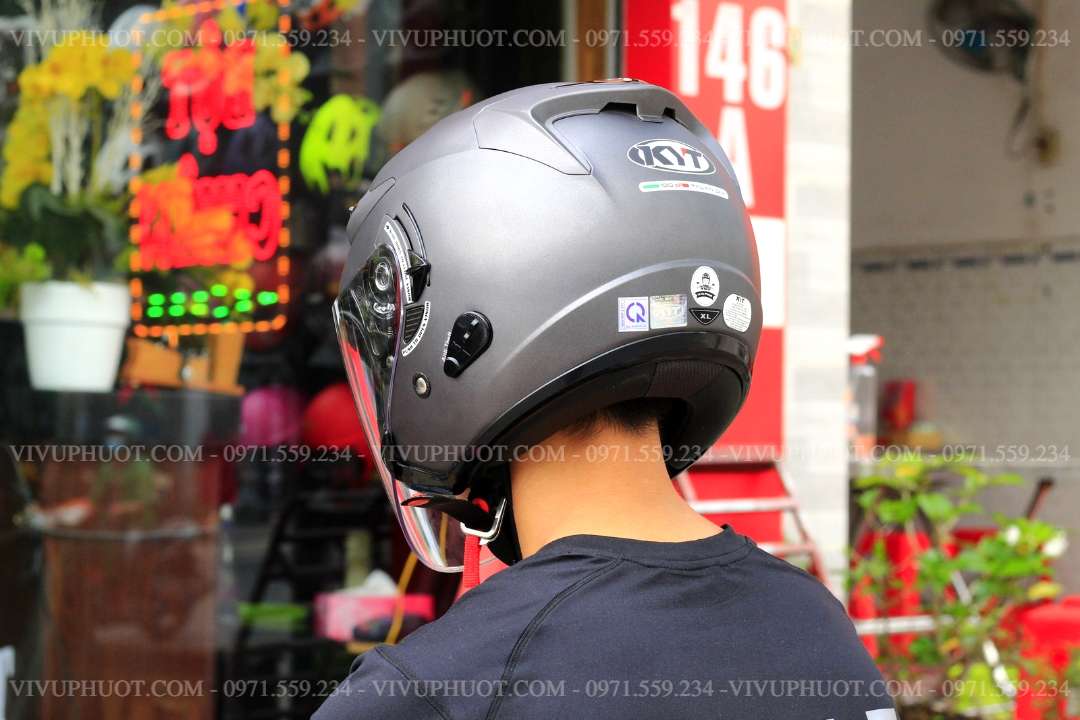 Mũ 3/4 KYT Venom Xám Đen