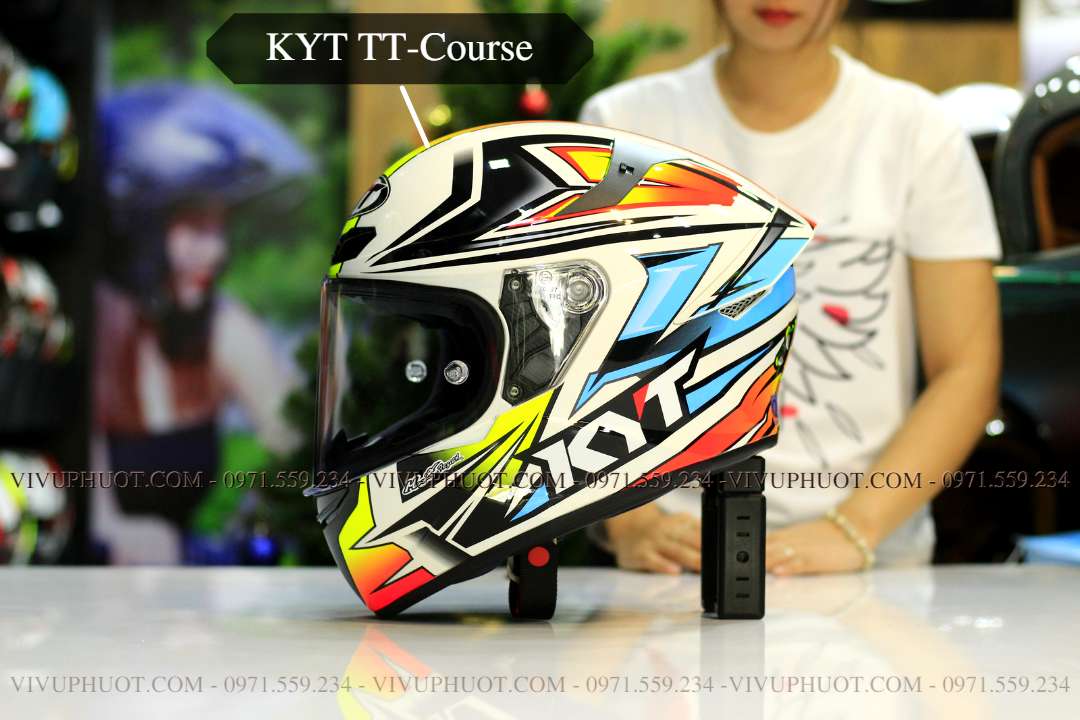 Mũ Fullface KYT TT Course Kasma Daniel