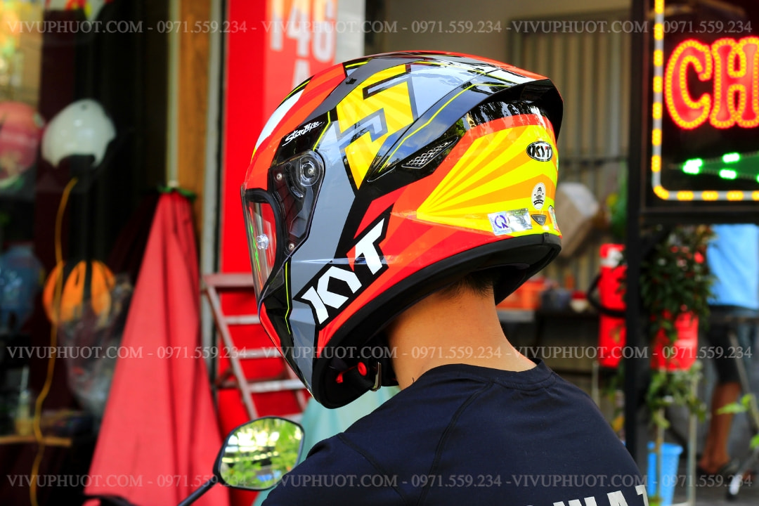 Mũ Fullface KYT TT Course Jaume Masia