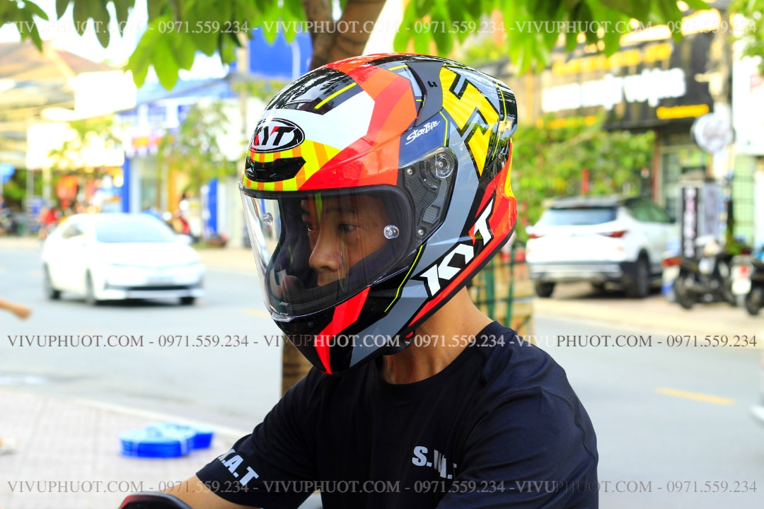 Mũ Fullface KYT TT Course Jaume Masia