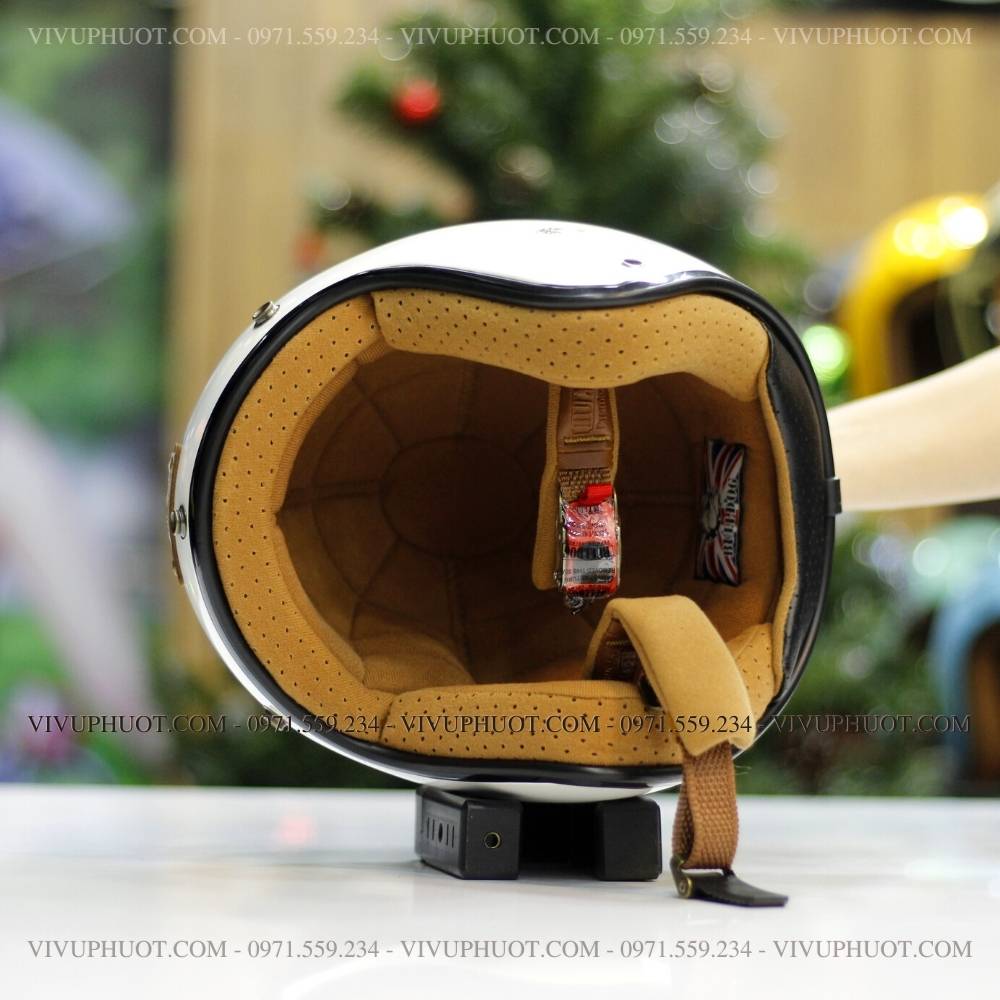 mu-bao-hiem-3-4-bulldog-4u-trang-bong-27 Mũ 3/4 Bulldog 4U Trắng Bóng